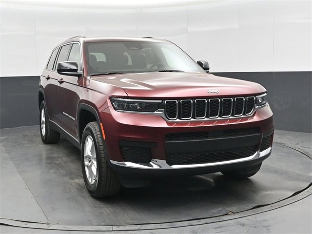 New 2025 Jeep Grand Cherokee L Laredo image 10