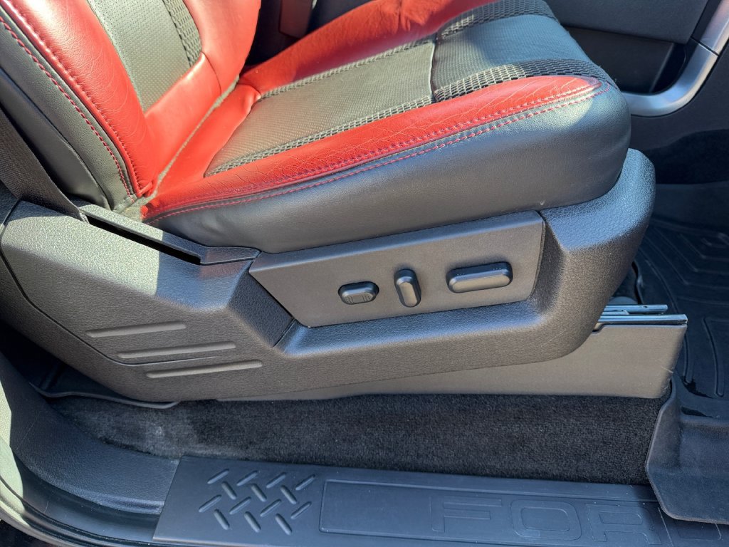 Used 2014 Ford F150 Raptor w/ Equipment Group 801A Luxury AWD/4WD image 19