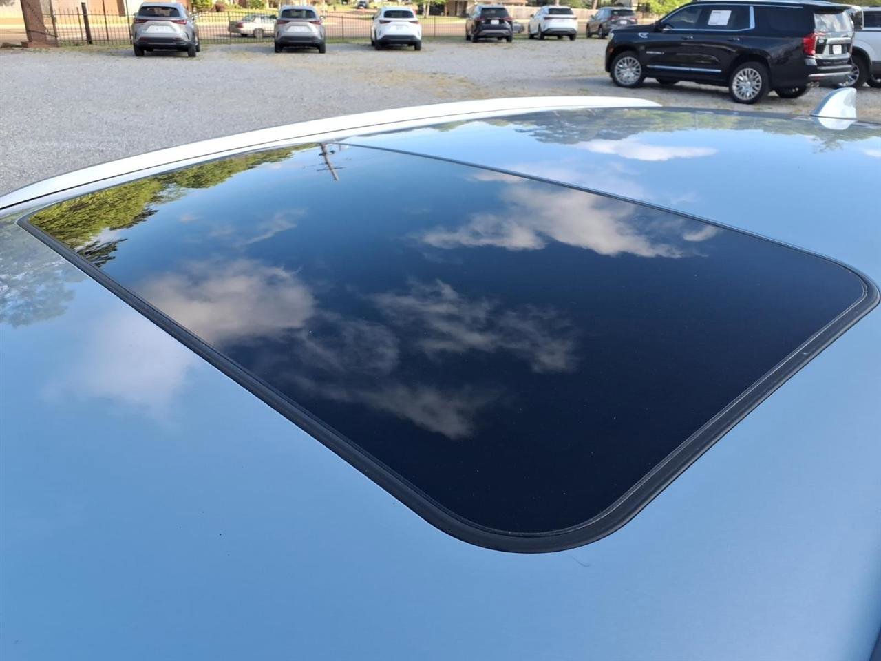 Used 2024 Lexus RX 350 Premium w/ Accessory Package (Z1) image 22