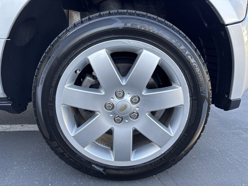 Used 2006 Land Rover Range Rover HSE AWD/4WD image 14