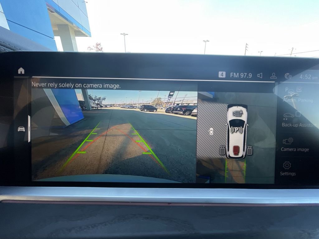 Used 2022 BMW X7 xDrive40i w/ M Sport Package image 14