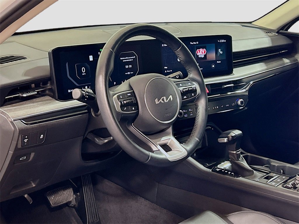 Used 2025 Kia K5 EX image 7