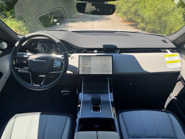 New 2026 Land Rover Range Rover Evoque Hoxton AWD/4WD image 21