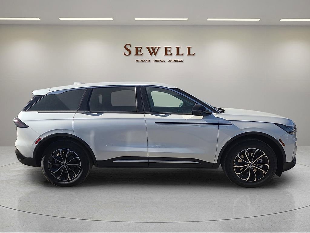 New 2026 Lincoln Nautilus Premier AWD/4WD image 5