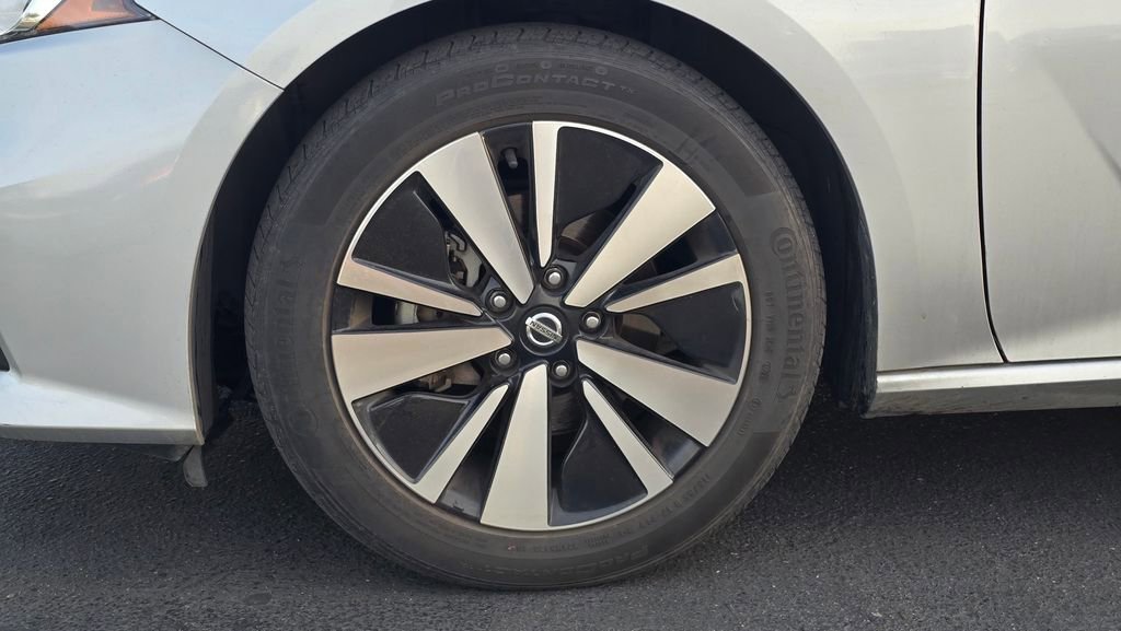 Used 2022 Nissan Altima 2.5 SV FWD image 8