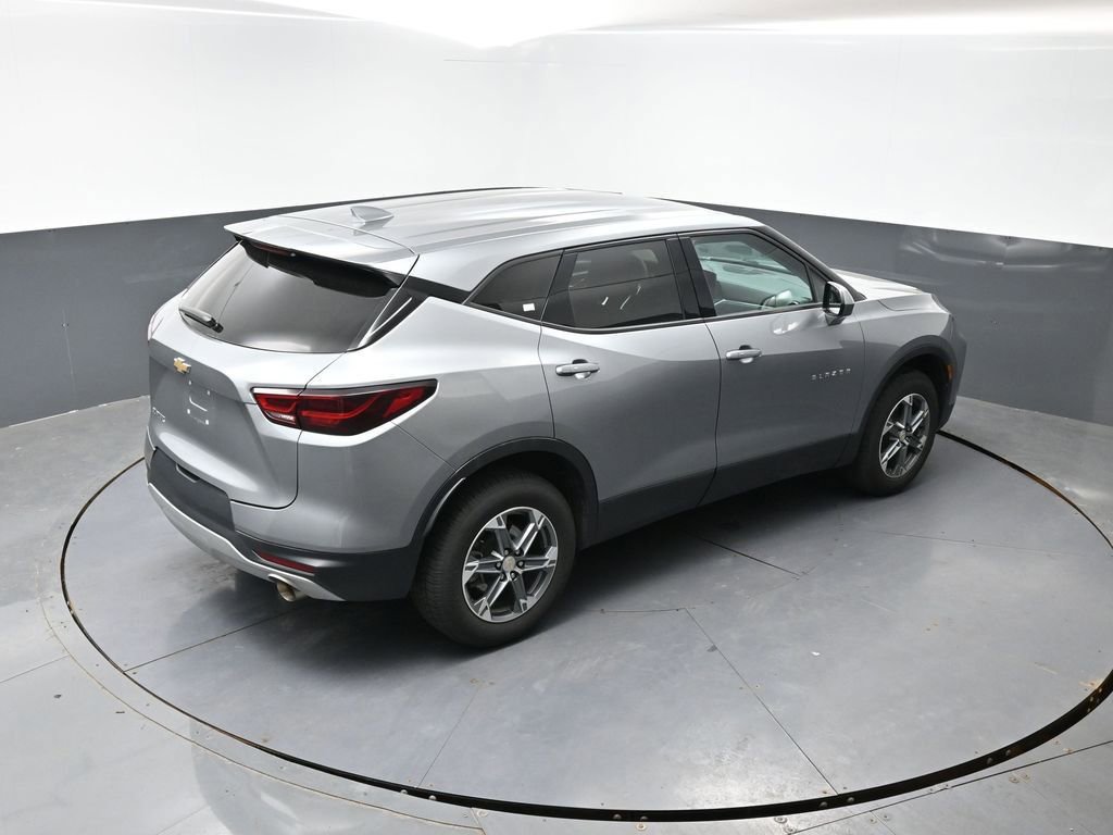 Used 2023 Chevrolet Blazer LT FWD image 13