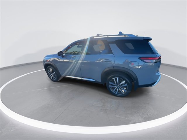 Certified 2022 Nissan Pathfinder Platinum w/ Cargo Package image 6