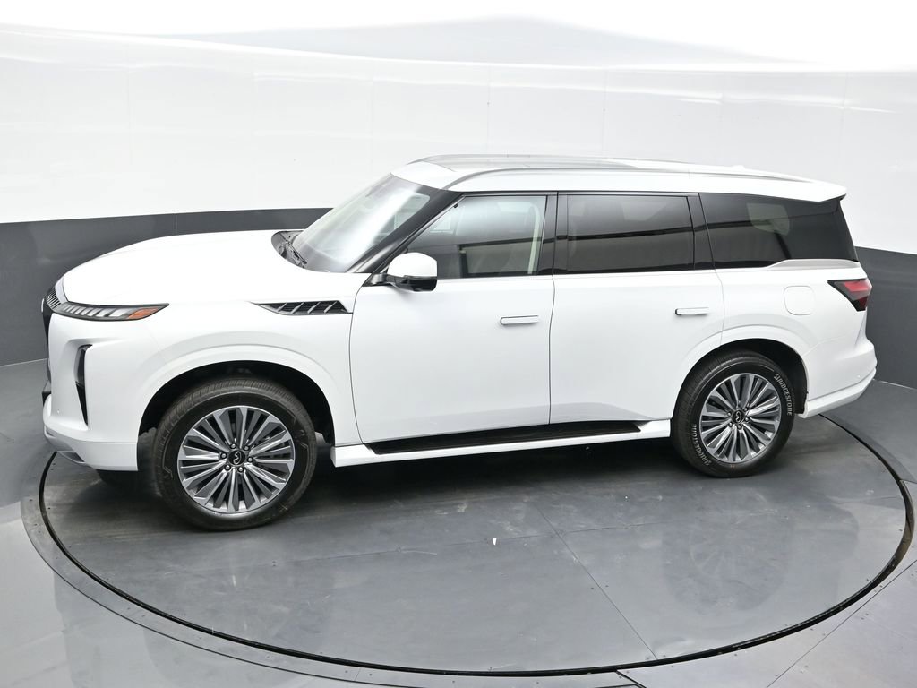 Used 2025 INFINITI QX80 Sensory image 19
