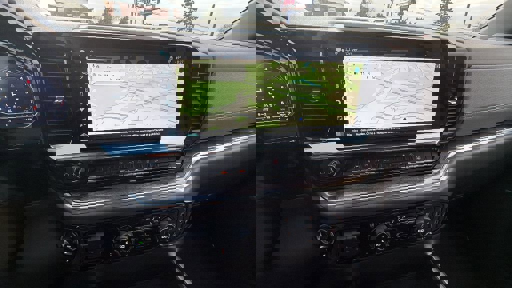 Certified 2024 Chevrolet Silverado 1500 LTZ image 28