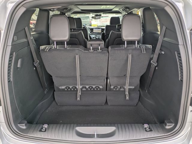 New 2026 Chrysler Pacifica Limited w/ S Appearance Package image 27