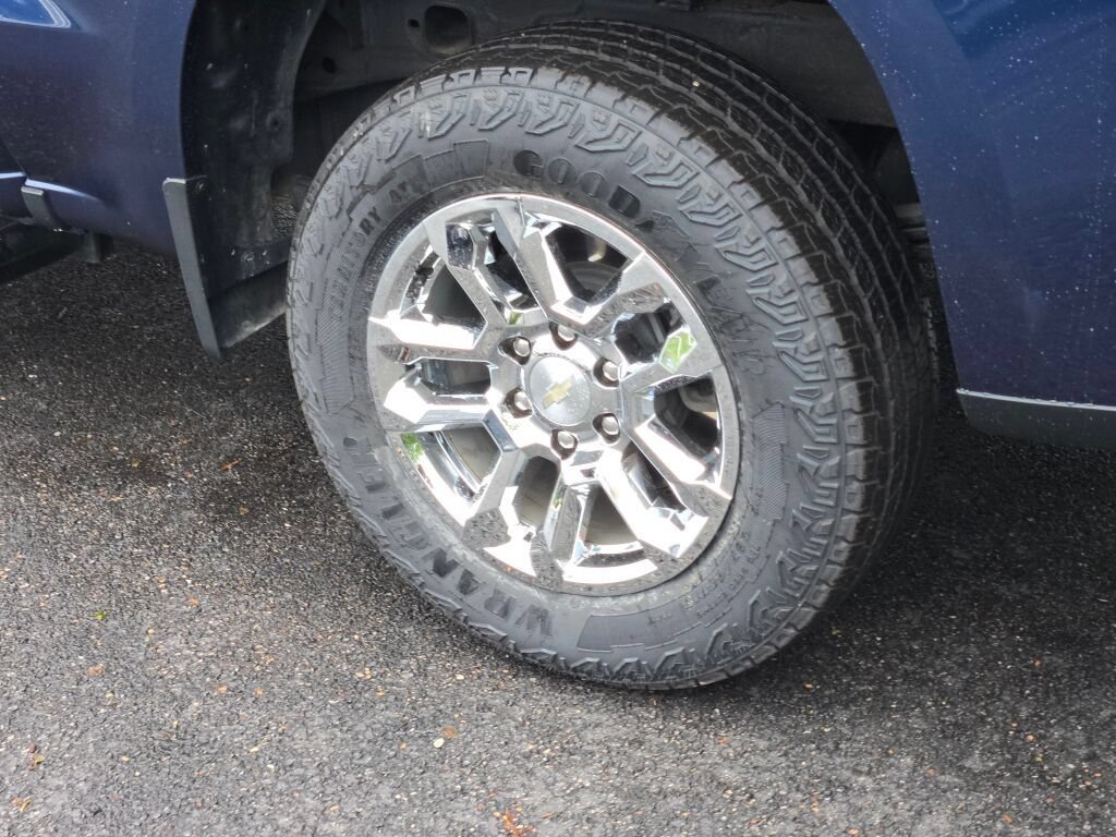 Certified 2023 Chevrolet Silverado 1500 LT AWD/4WD image 11