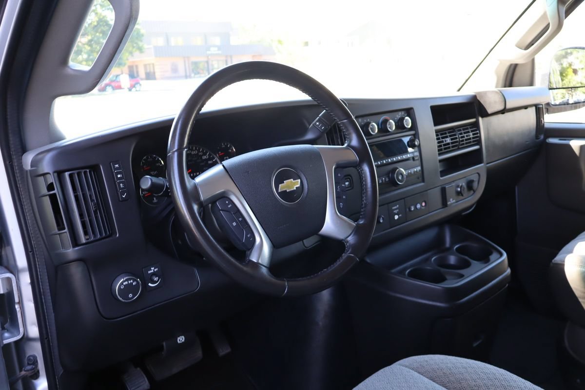 Used 2016 Chevrolet Express 3500 LT w/ LT Preferred Equipment Group RWD image 16