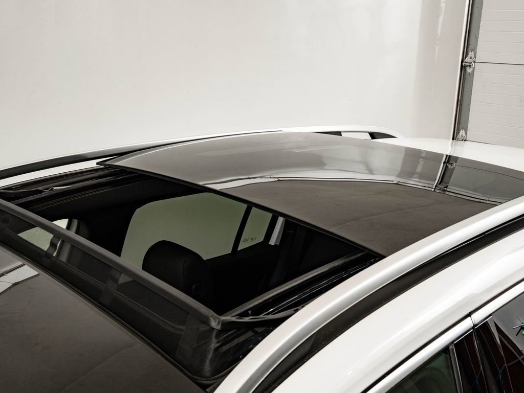 Certified 2024 Mercedes-Benz GLB 250 4MATIC image 14