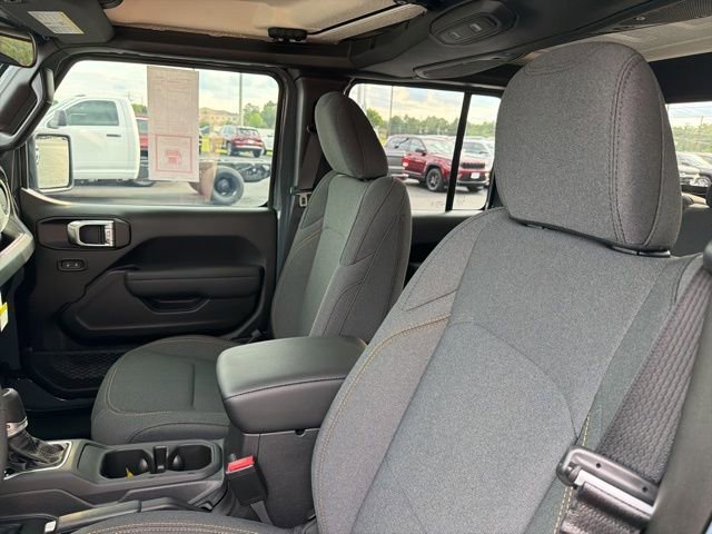 New 2025 Jeep Gladiator Sport image 9