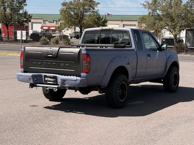 Used 2002 Nissan Frontier XE w/ (BCP) Body-Color Pkg AWD/4WD image 5