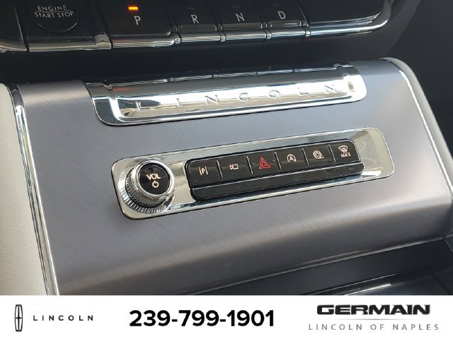 New 2026 Lincoln Aviator AWD image 30