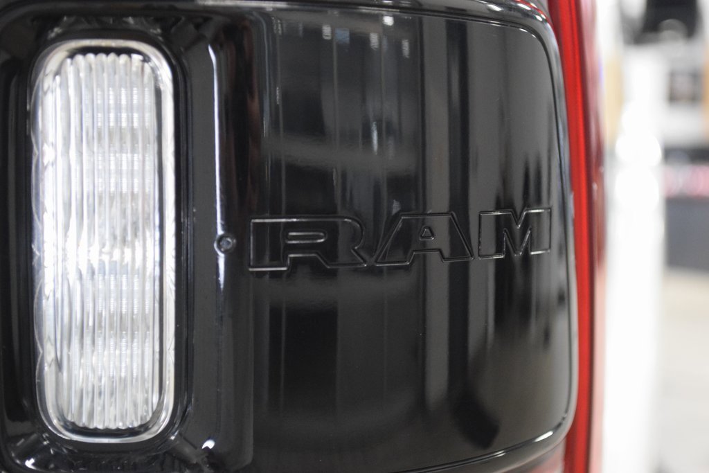 Used 2024 RAM 2500 Limited image 22