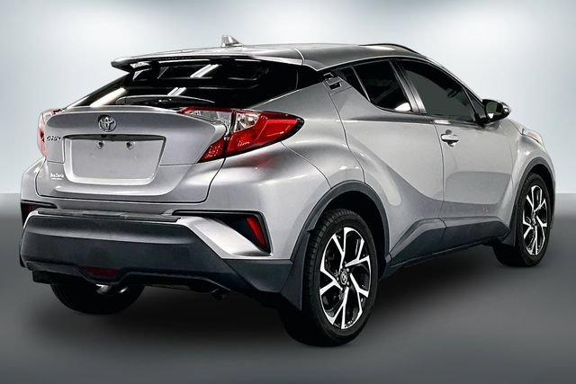 Used 2018 Toyota C-HR XLE FWD image 7