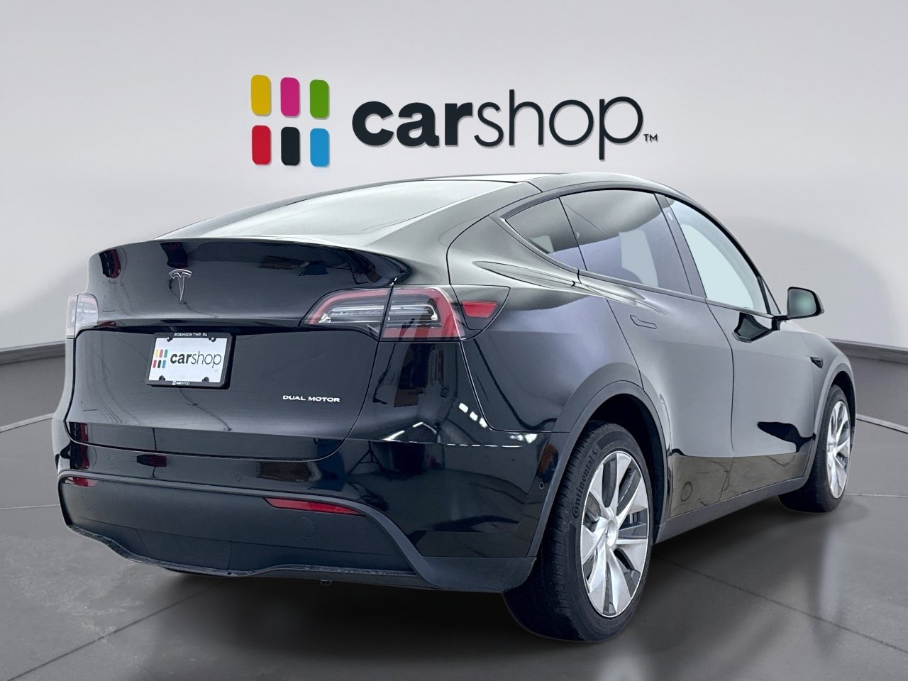 Used 2022 Tesla Model Y Long Range image 5