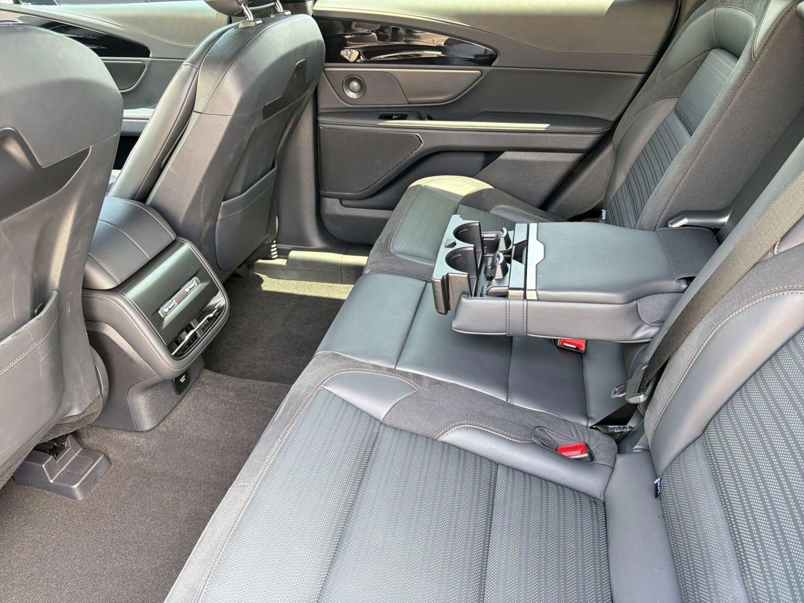 Used 2024 Lincoln Nautilus Reserve w/ Equipment Group 202A AWD/4WD image 26