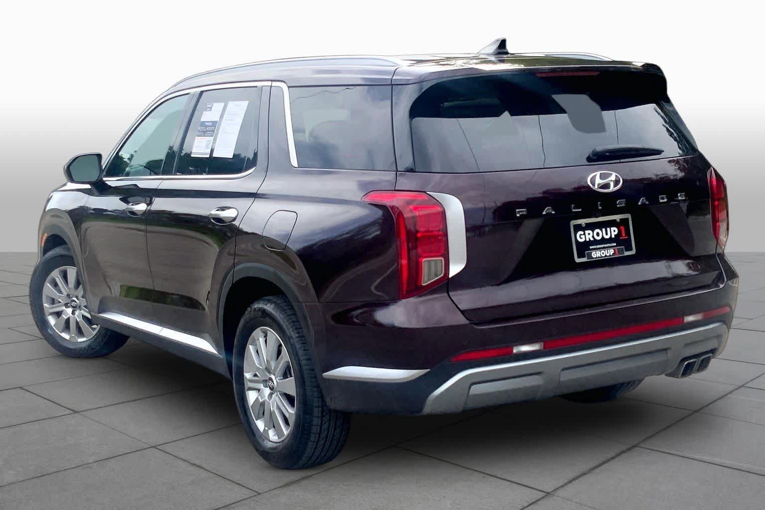 Used 2025 Hyundai Palisade SEL FWD image 11