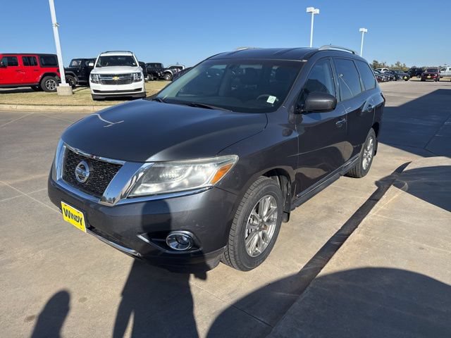Used 2013 Nissan Pathfinder SL w/ Trailer Tow Pkg FWD image 4