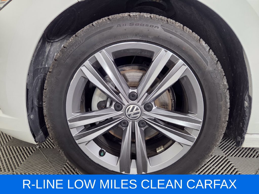 Used 2021 Volkswagen Jetta R-Line w/ R-Line Cold Weather Package FWD image 7