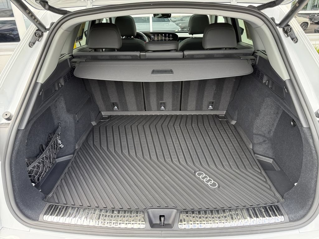 Used 2025 Audi Q5 Premium w/ Convenience Package AWD/4WD image 36