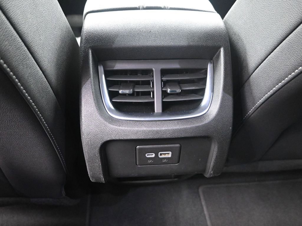 Used 2024 Chevrolet Blazer LT image 29