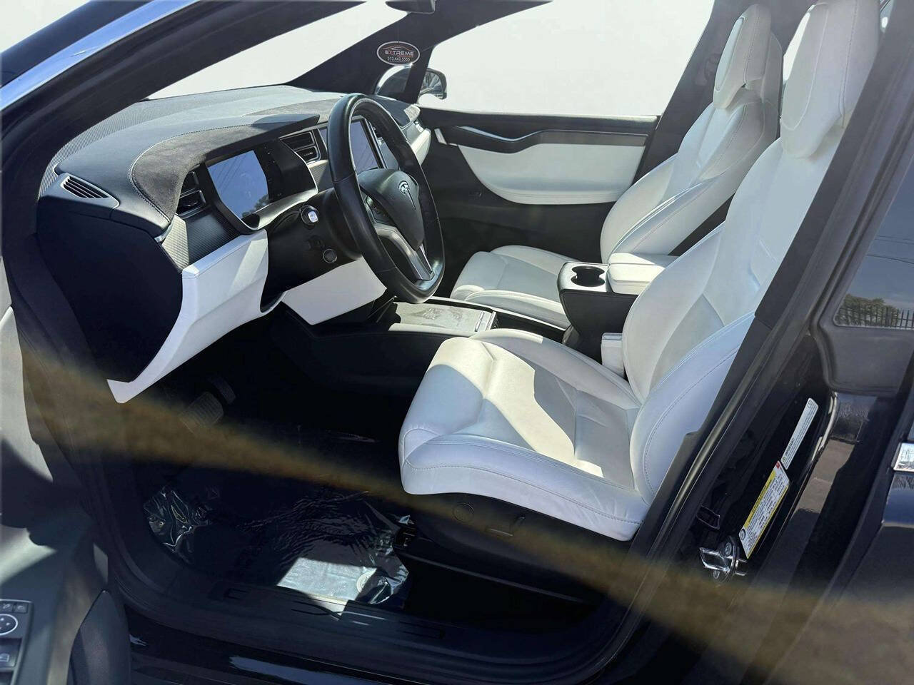 Used 2017 Tesla Model X 75D AWD/4WD image 11