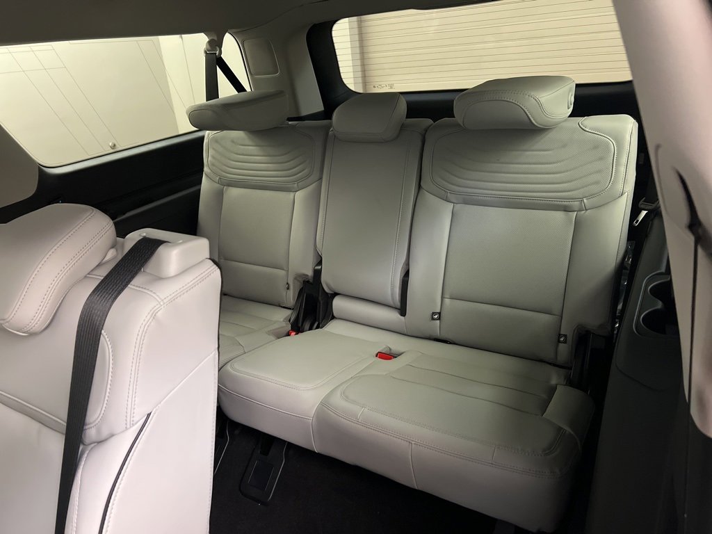 New 2025 Ford Expedition Max Platinum w/ Platinum Ultimate Package image 33