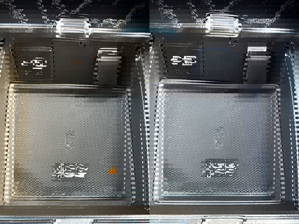 Certified 2023 GMC Yukon XL Denali w/ Denali Reserve Package image 34