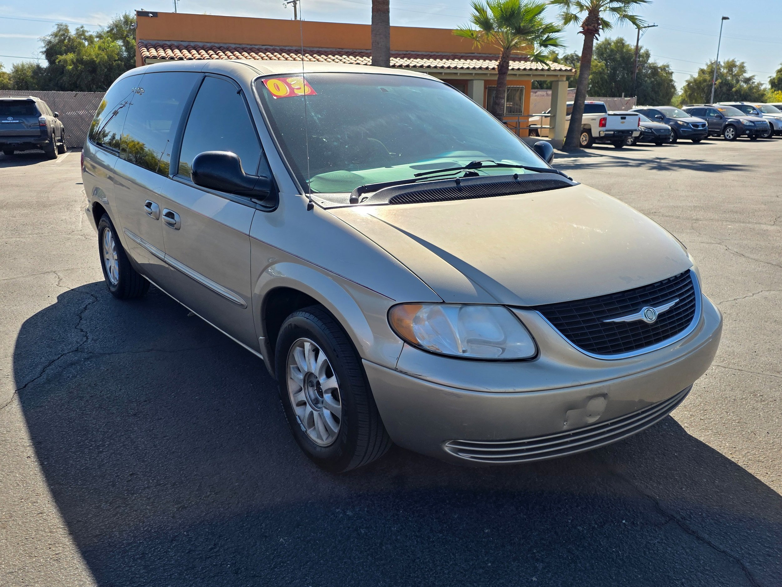 Used 2003 Chrysler Town & Country LX FWD image 7