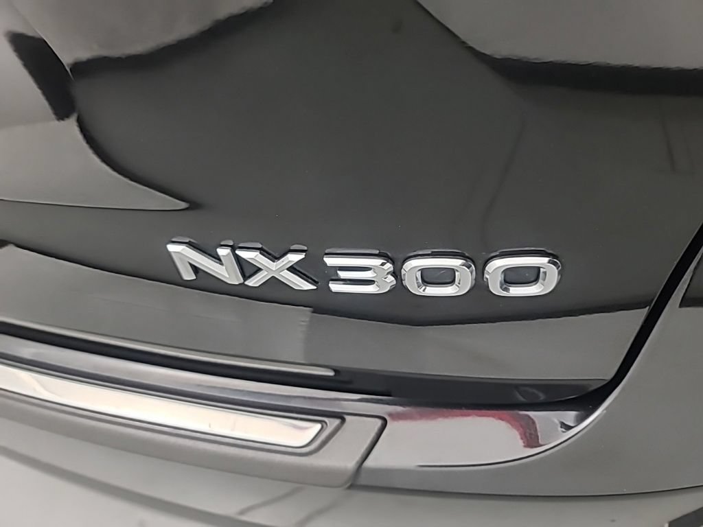 Used 2019 Lexus NX 300 AWD image 11