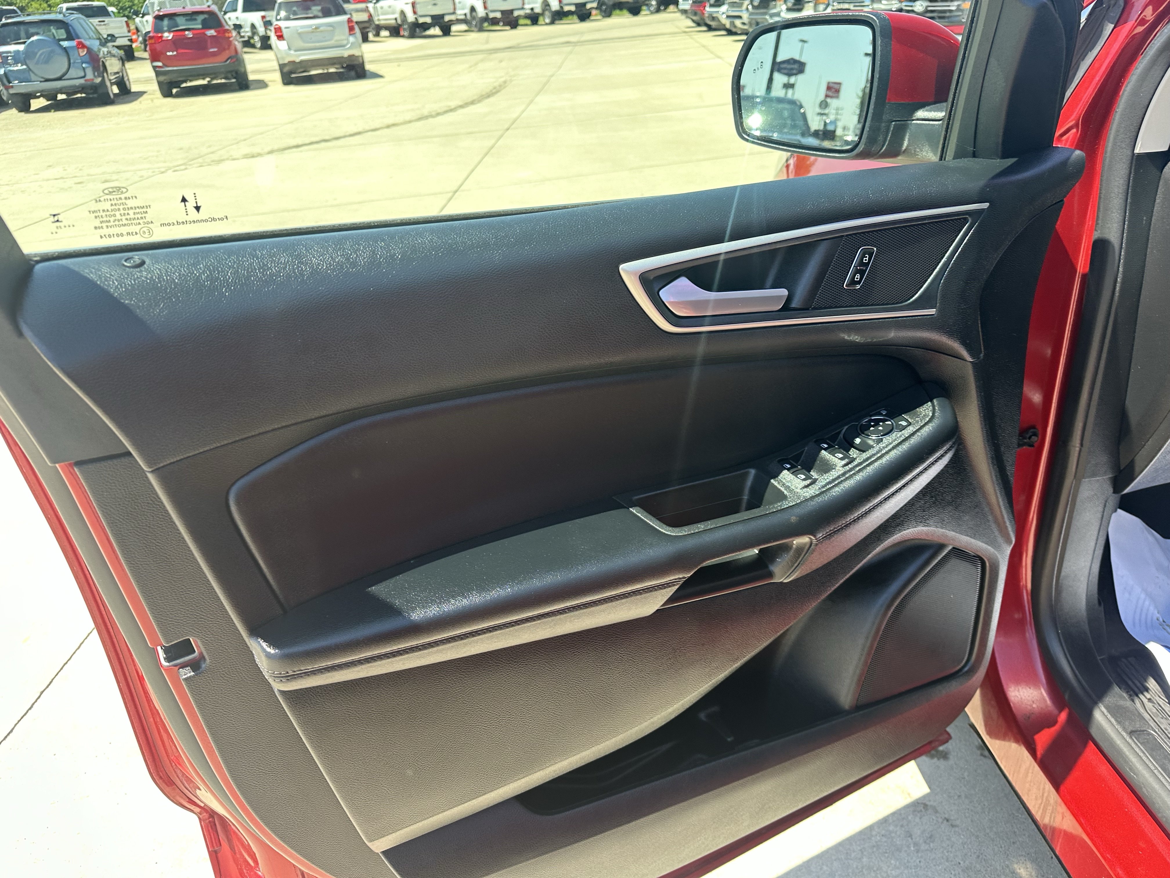 Used 2023 Ford Edge SEL w/ Convenience Package AWD/4WD image 11