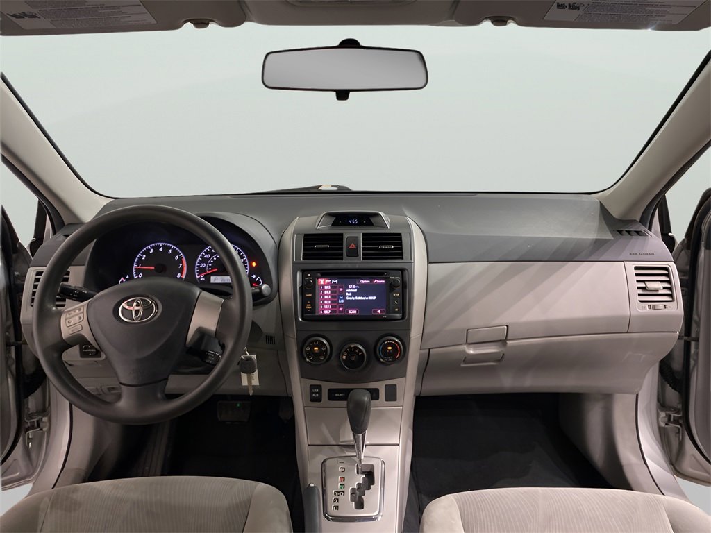 Used 2013 Toyota Corolla L image 11