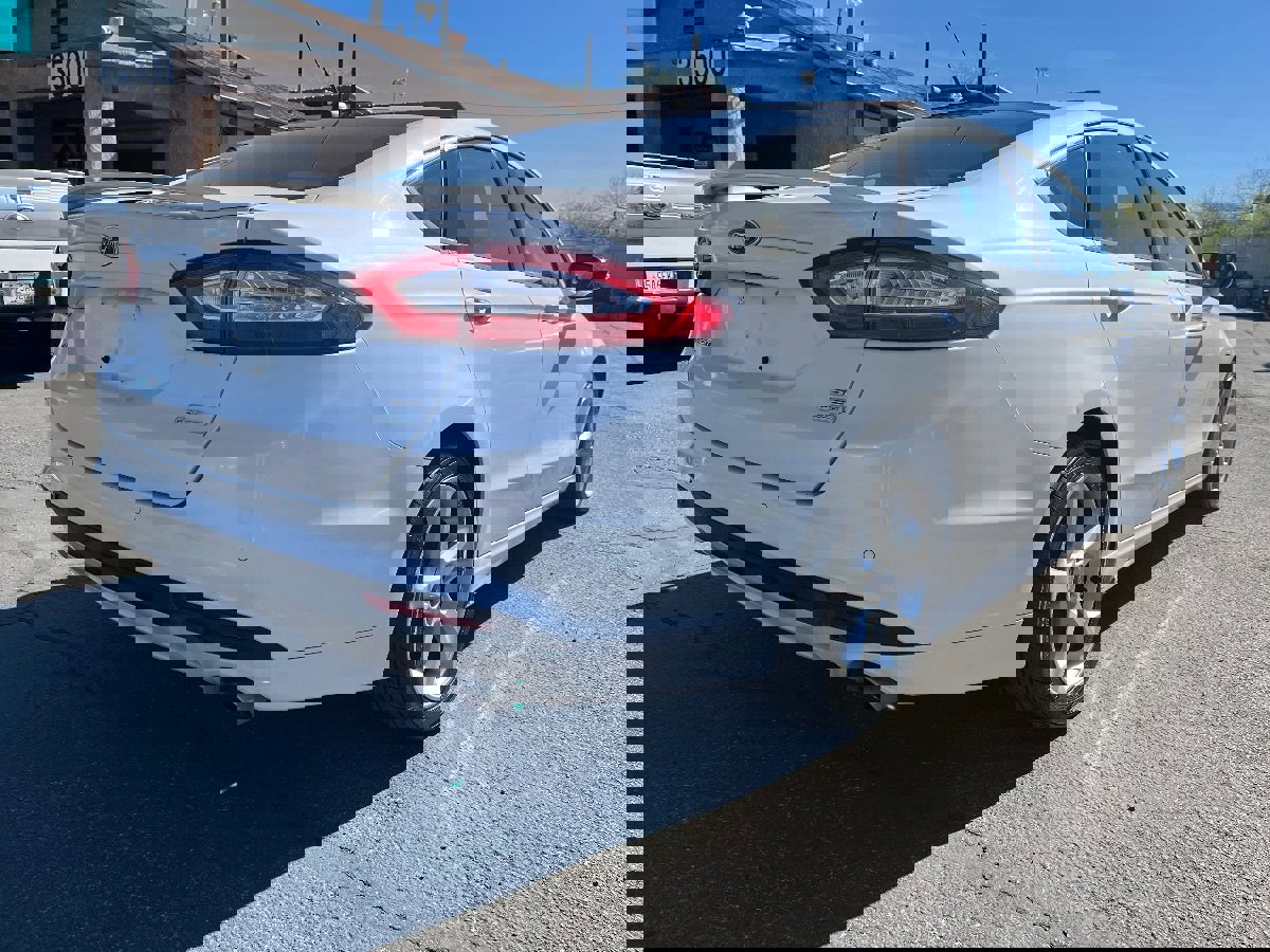 Used 2013 Ford Fusion SE image 5