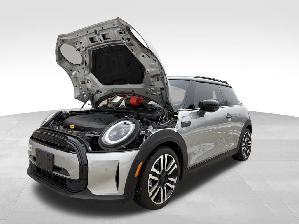 Used 2024 MINI Cooper SE image 17