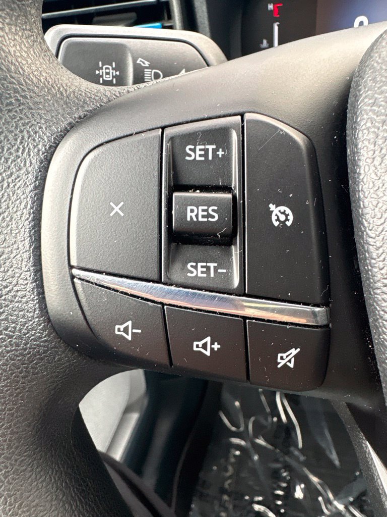 Used 2025 Ford Maverick XLT w/ Equipment Group 301A AWD/4WD image 17