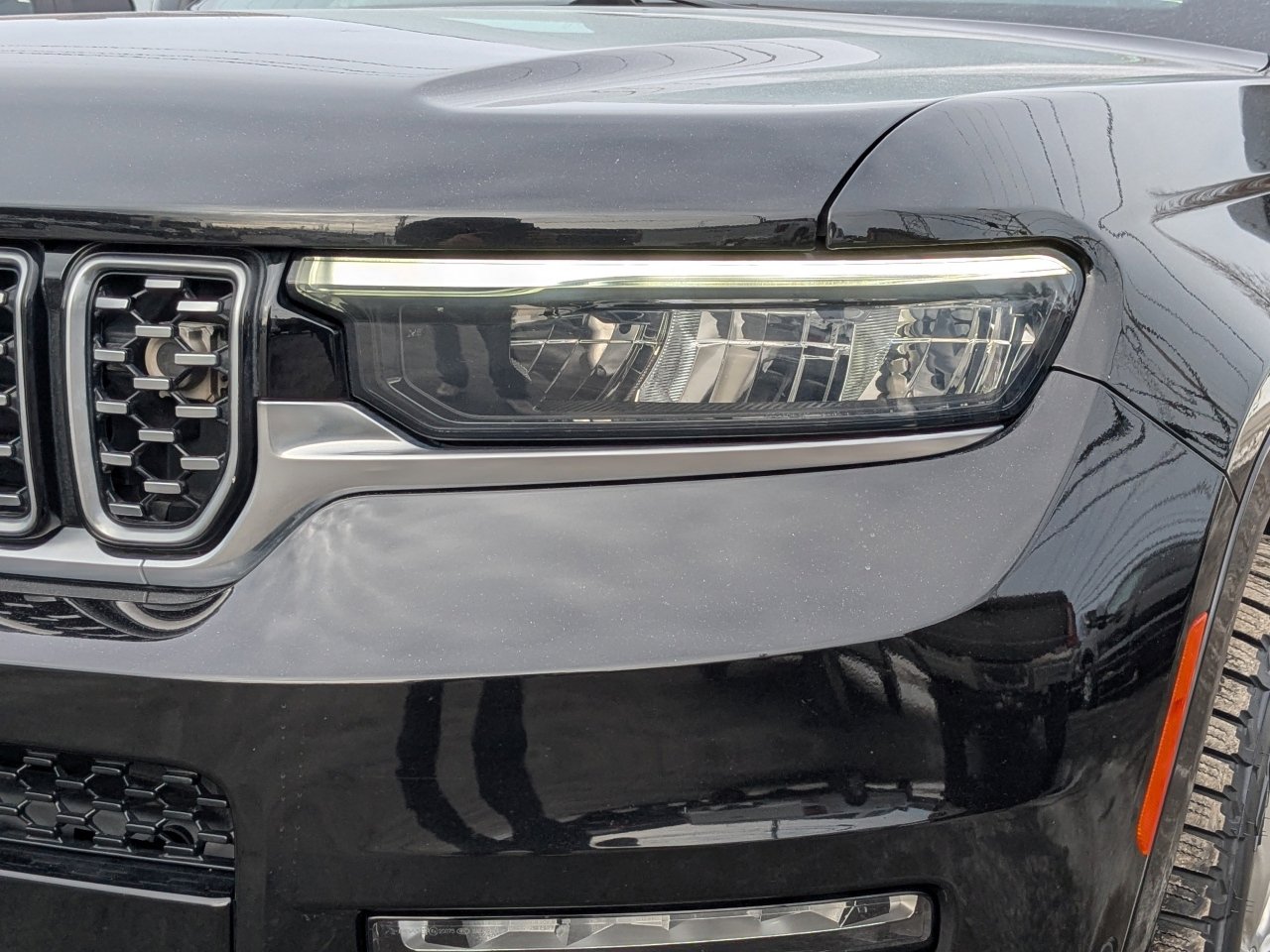 Used 2021 Jeep Grand Cherokee L Summit w/ Advanced Protech Group IV image 10