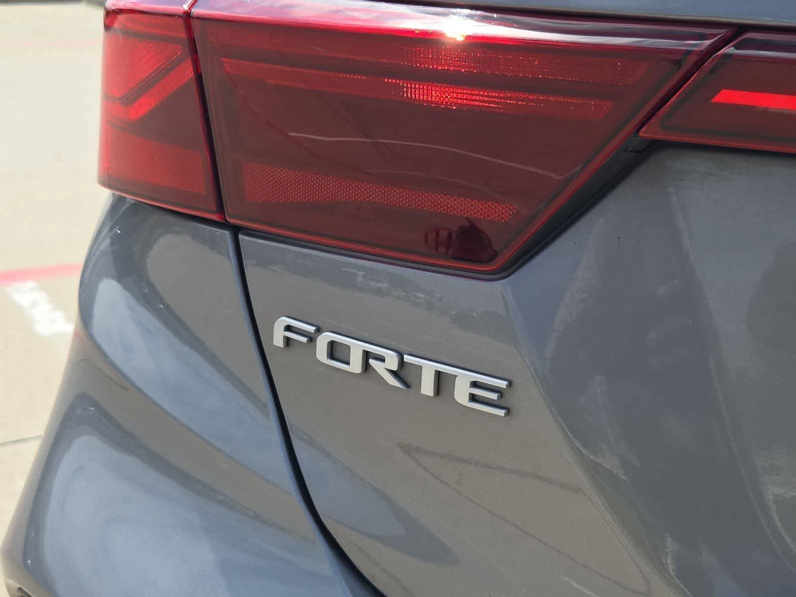 Certified 2023 Kia Forte LXS FWD image 12