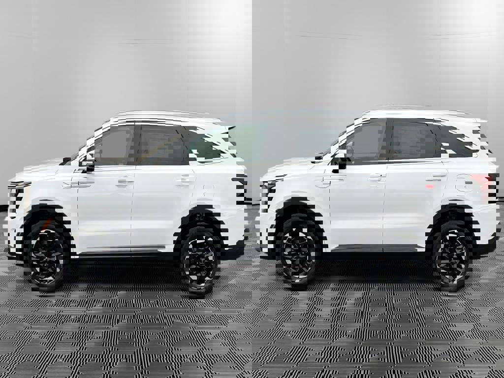 New 2026 Kia Sorento S w/ S Panoramic Sunroof Package image 6