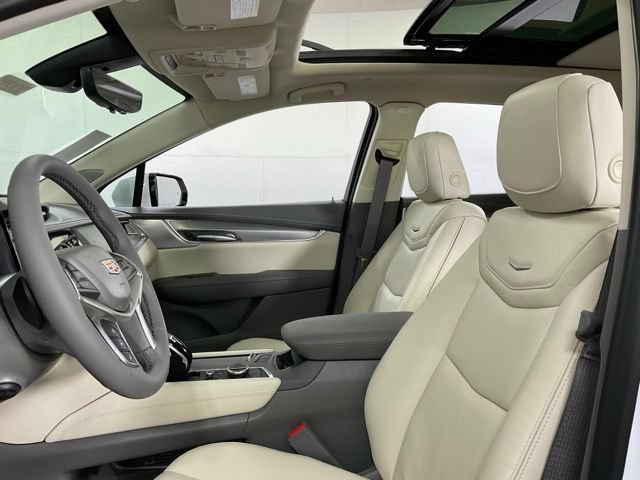 New 2026 Cadillac XT5 Premium Luxury w/ LPO, Floor Liner Package FWD image 24