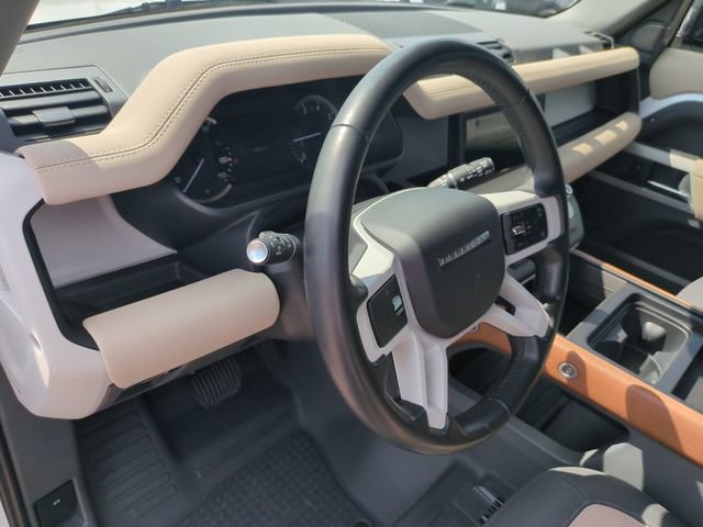 Used 2023 Land Rover Defender 110 X-Dynamic SE AWD/4WD image 7