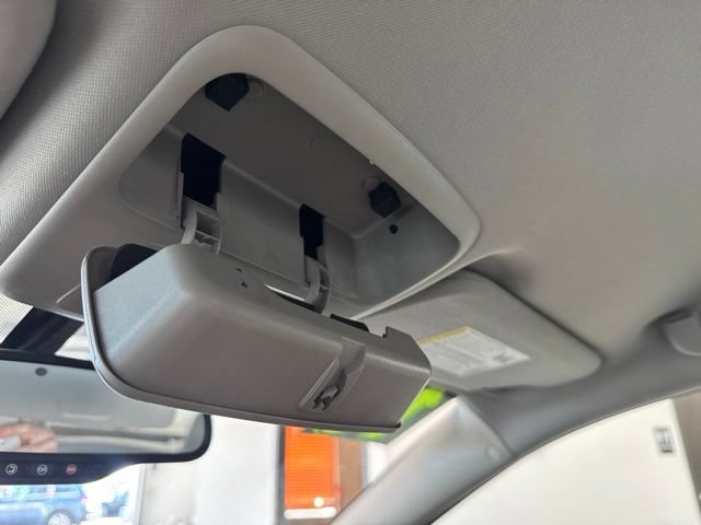 Used 2016 Chevrolet Impala LTZ FWD image 36