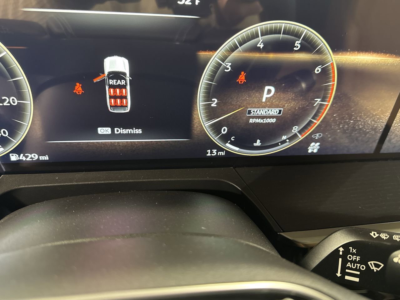 New 2025 INFINITI QX80 Sensory image 19