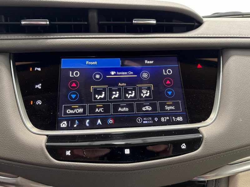 Used 2021 Cadillac XT5 Premium Luxury FWD image 32