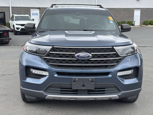 Used 2020 Ford Explorer XLT w/ Equipment Group 202A AWD/4WD image 9