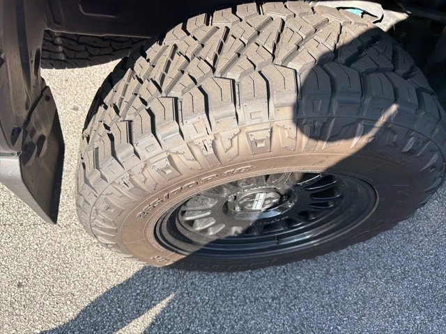 Used 2025 Toyota Tacoma TRD Off-Road image 25