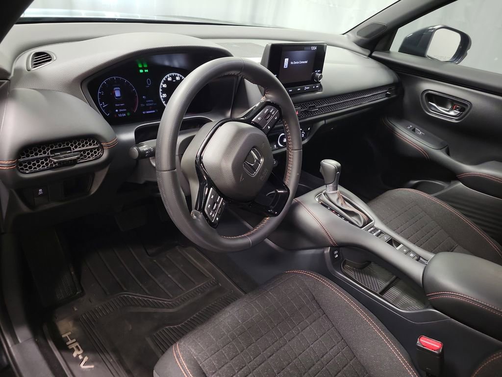 Used 2025 Honda HR-V Sport image 13